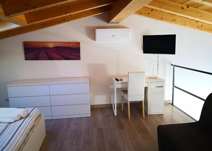 Flats 15 - New Opening Appartement
